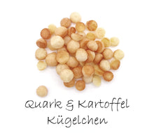 Laden Sie das Bild in den Galerie-Viewer, Quark &amp; Kartoffel Kügelchen „Light Weight“ - leckere Hundeleckerchen
